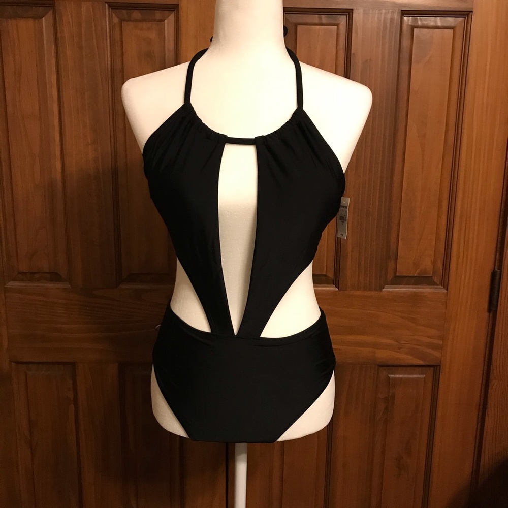 Express one-piece swimsuit